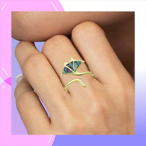 Manta Ray Sterling Silver & 18kt Gold with Abalone adjustable Ring modelled