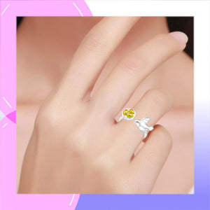 Bird with Golden Eggs Sterling Silver & 18kt Gold adjustable Ring modelled