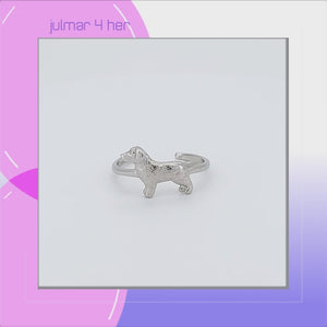 Labrador Retriever Dog Sterling Silver adjustable Ring viewed in 3d rotation