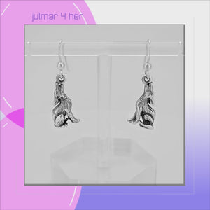 Wolf Sterling Silver dangle Earrings viewed in 3d rotation